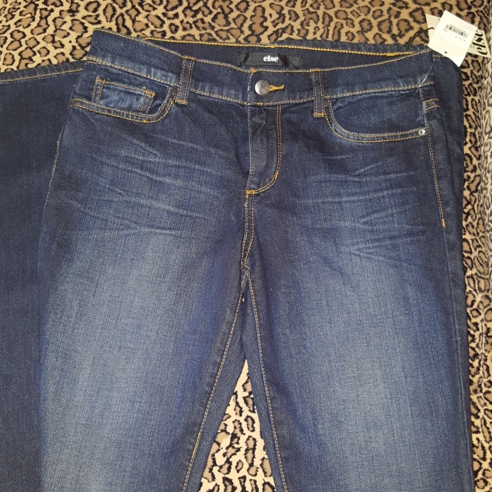 Jeans - Picture 2 of 5